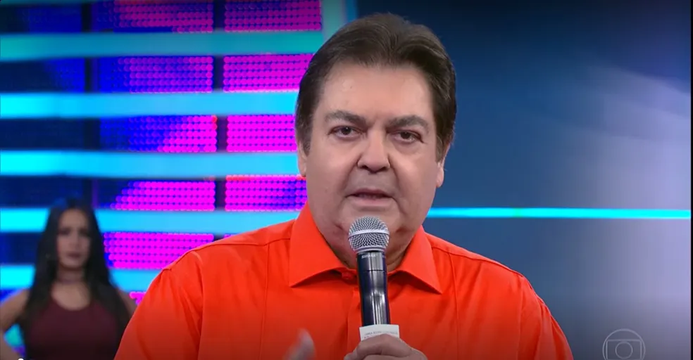 Capa com Faustão